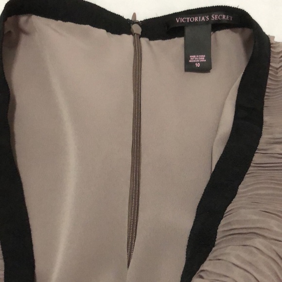 Victoria’s Secret Mini Skirt Women’s Size 10 - Picture 7 of 9